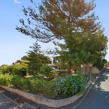 Villa Avec Piscine A Saint-Raphael Et Vue Sur La Montagne Eksteriør bilde